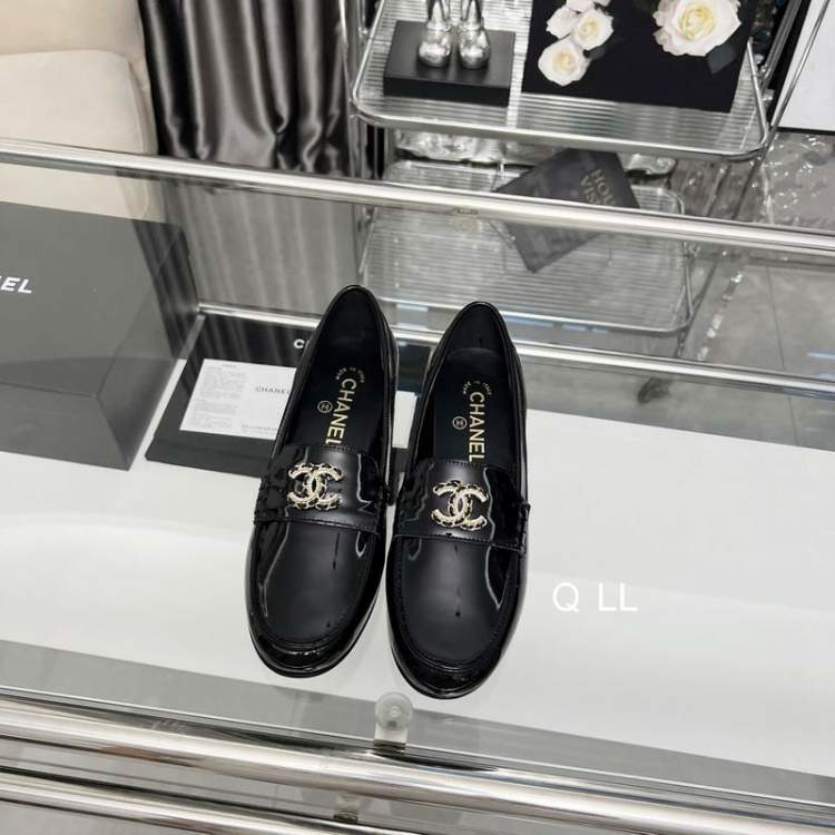Picture of Chanel Shoes _SKUChanelsz35-40LL07122634